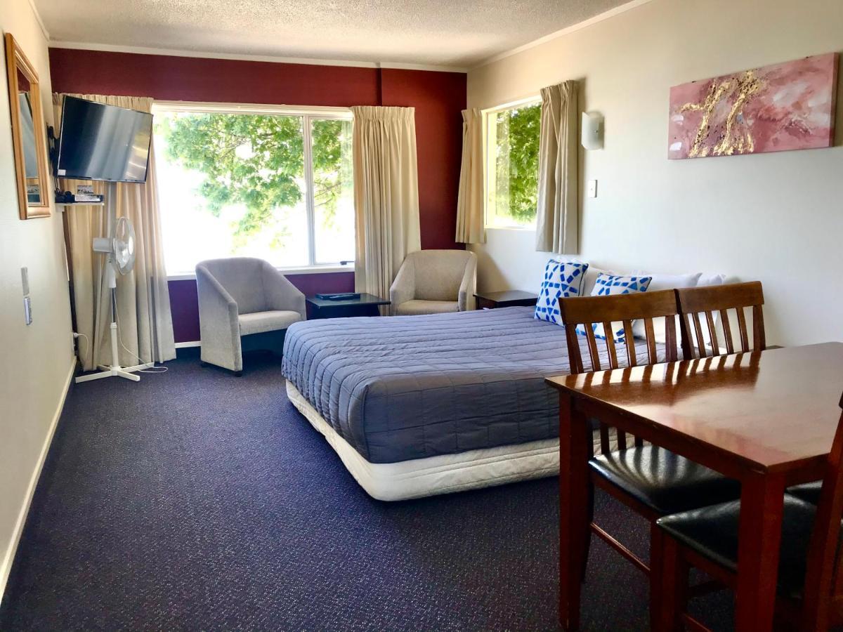 Tui Oaks Motel Taupo Exterior foto